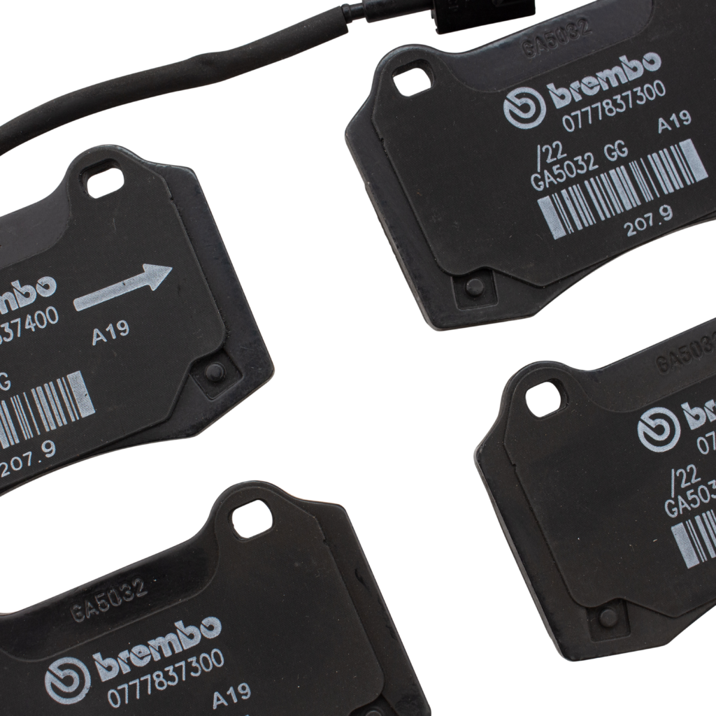 Maserati Rear Brake Pads Kit M156/57 673012377 - Masparts